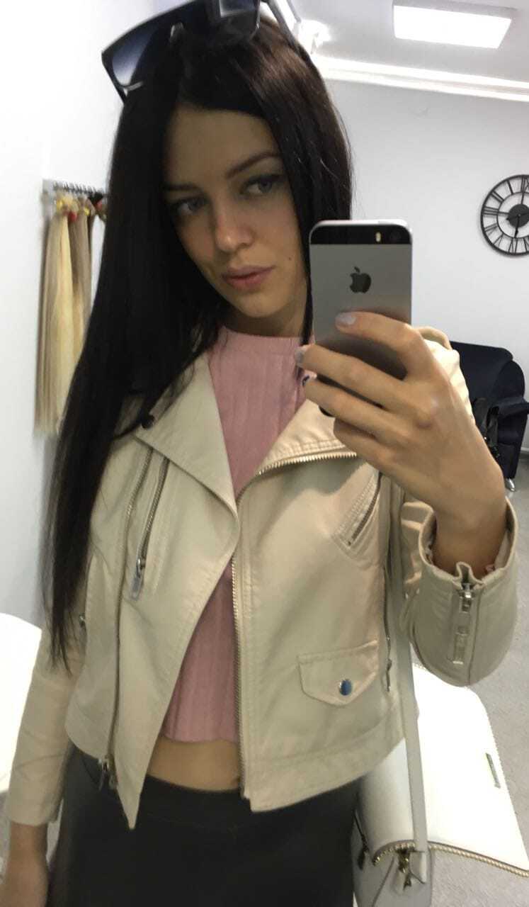 Шлюхи СПБ - Нина  с 3 размером груди предлагает интим услуги у метро Площадь Восстания  +7(981)214-21-80 